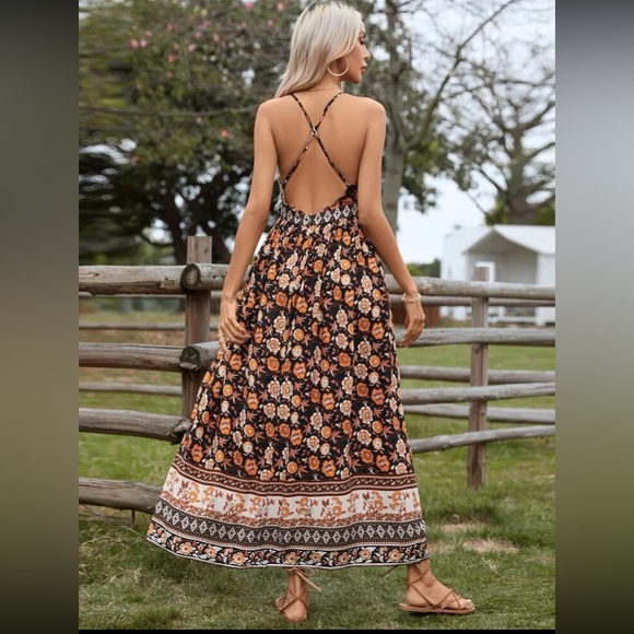 Boho floral print backless cami dress - Picture 3 of 11